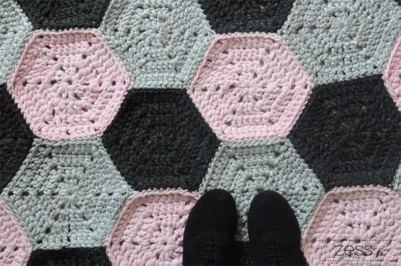 diy tapis traphillo jersey tissu crochet