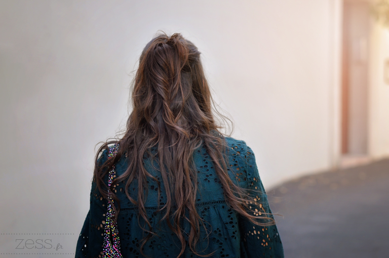 cheveux longs ondulés