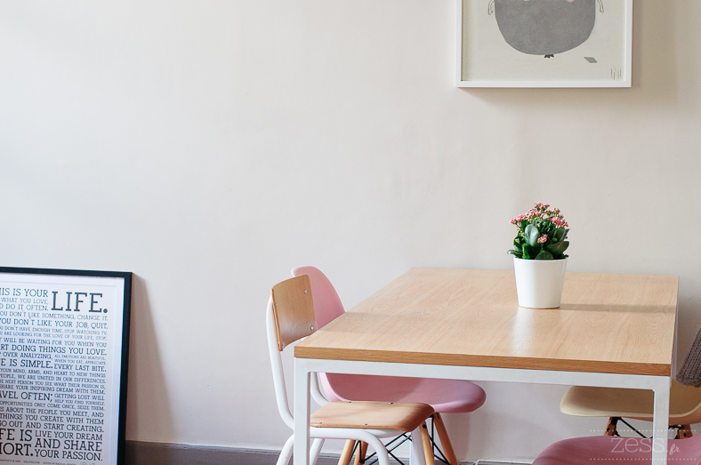 table + eames pink