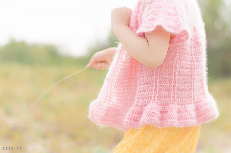 gilet romantique mohair crochet enfant pattern