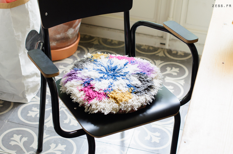 point noué tuto diy coussin tissage