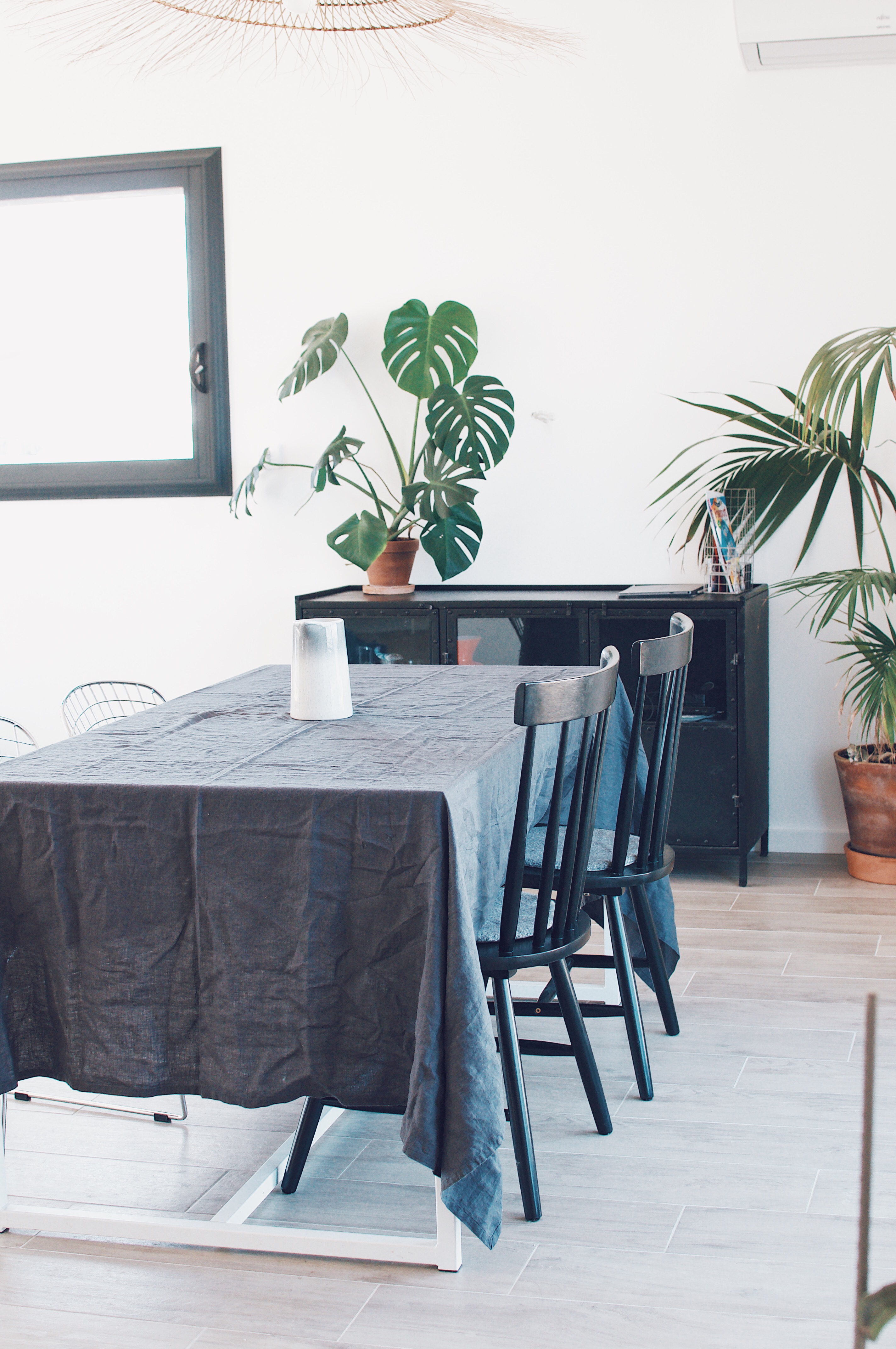 table vintage