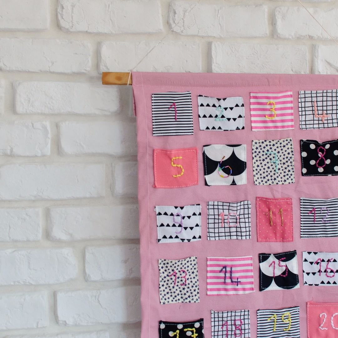 Projet couture : voici comment fabriquer un calendrier de l'Avent DIY avec  du tissu