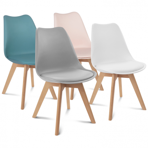 Chaises pastel scandinave